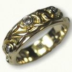 14kt Yellow Gold Adare Knot Wedding Band with Bezel Set Diamonds