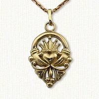 14KY Claddagh Pendant