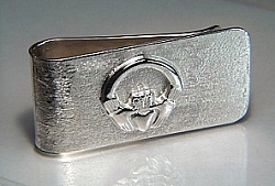 Triangle Knot Money Clip