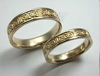 Narrow 14kt Yellow Gold Celtic Foxcroft Wedding Band Set