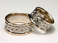14KT two tone Custom Celtic Knot band