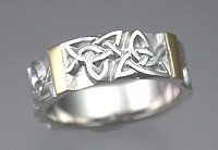 Custom Triangle Knot Band with Bars